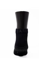 Load image into Gallery viewer, Men&#39;s Low Rise Sock

